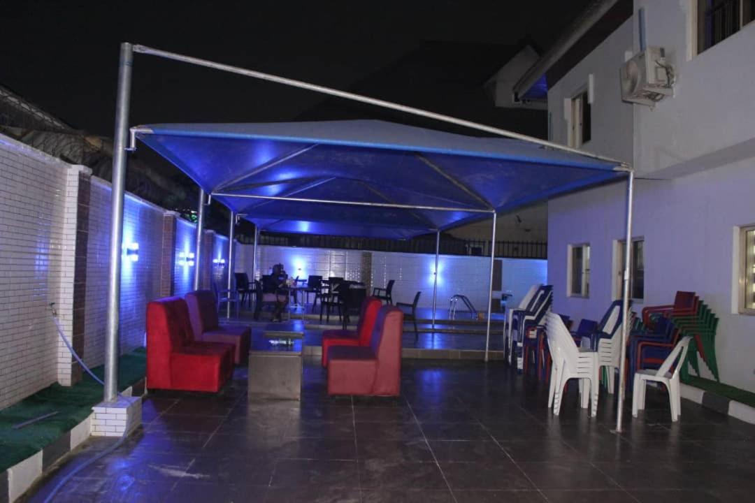 White Gold Hotel Ikeja Luaran gambar