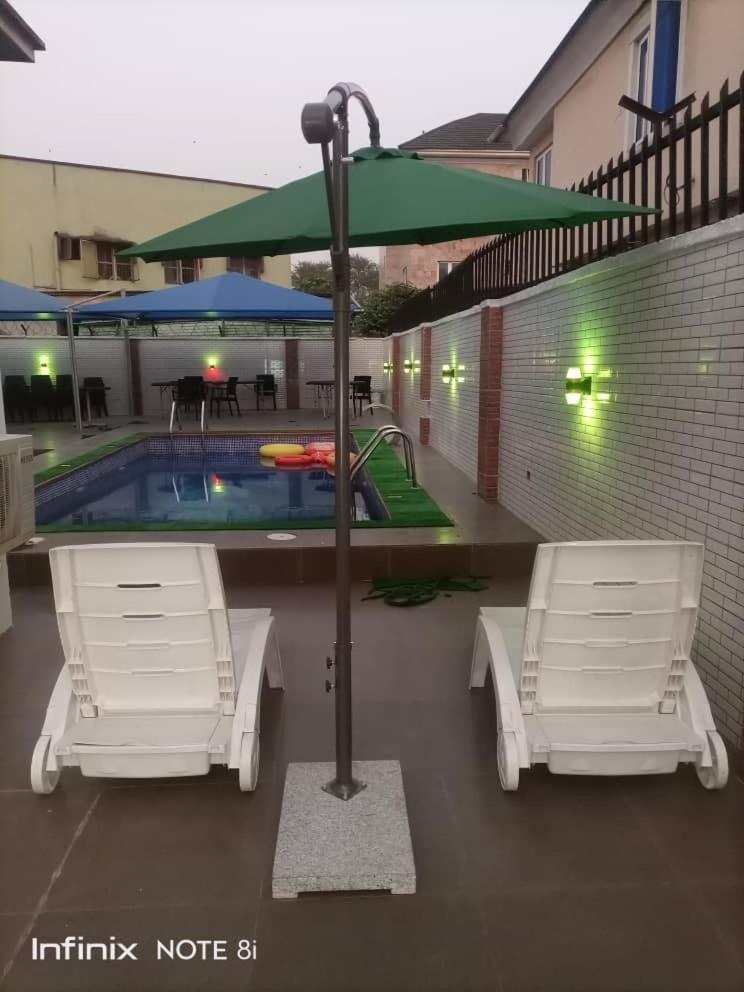 White Gold Hotel Ikeja Luaran gambar