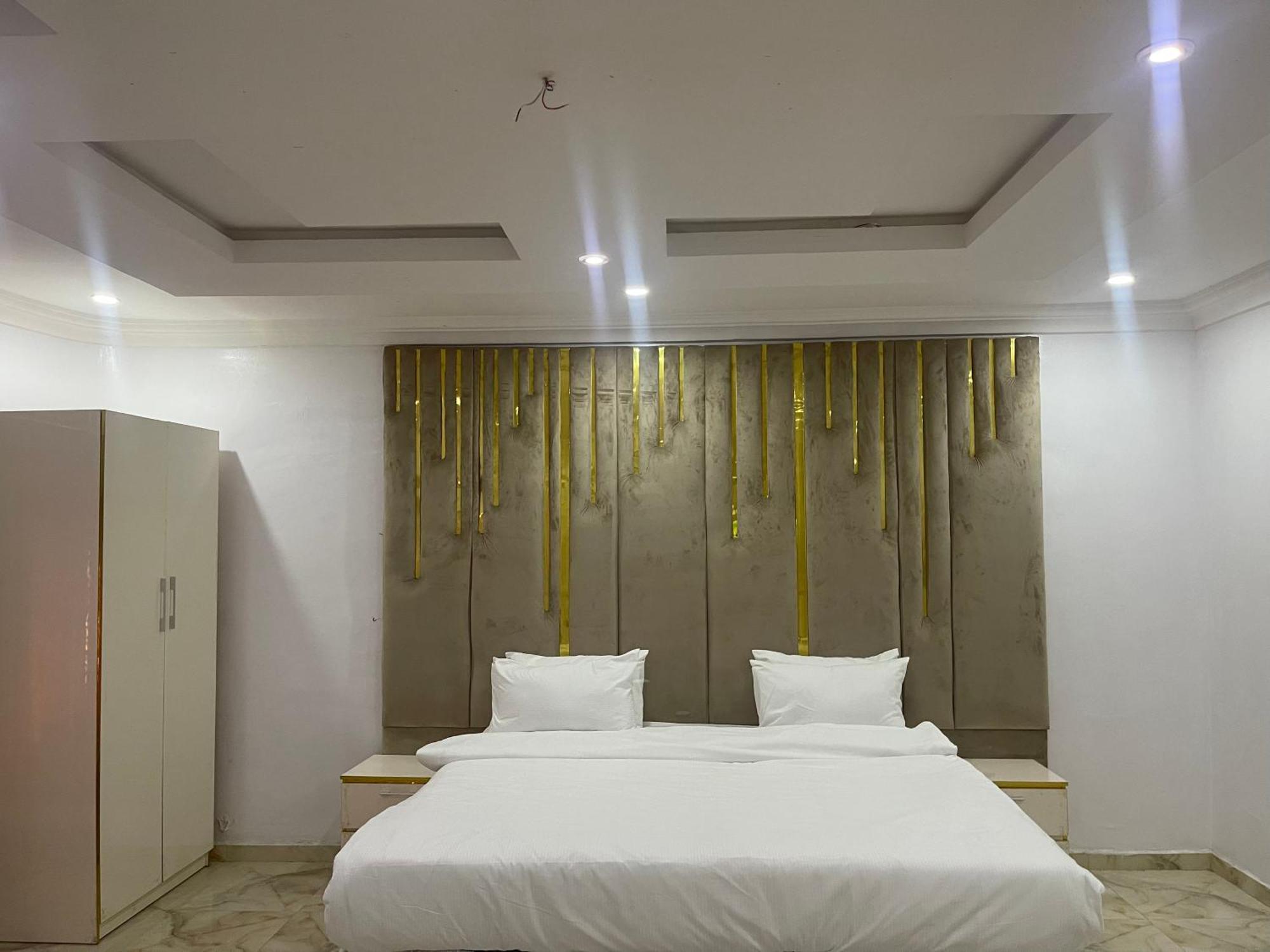 White Gold Hotel Ikeja Luaran gambar