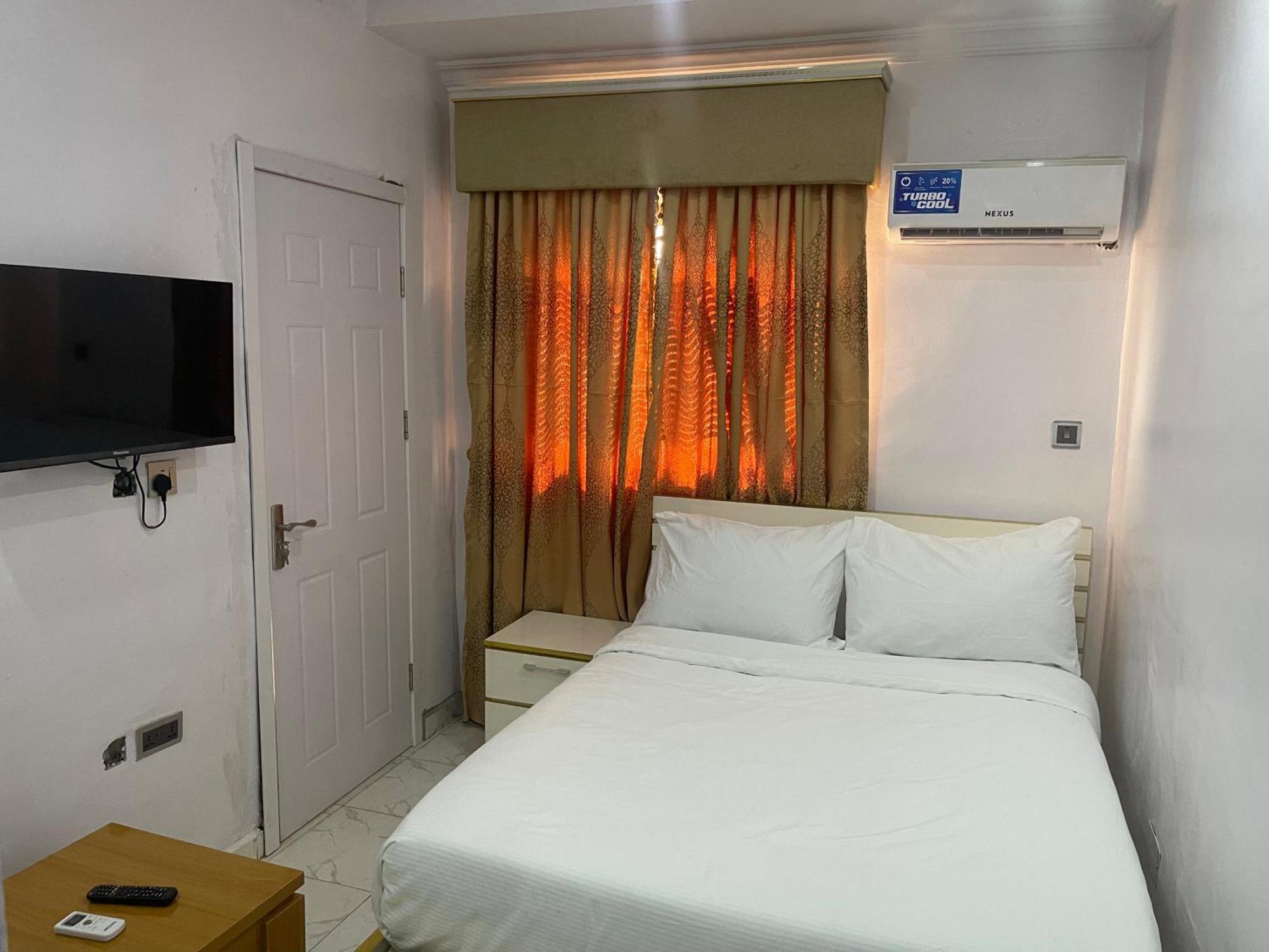 White Gold Hotel Ikeja Luaran gambar